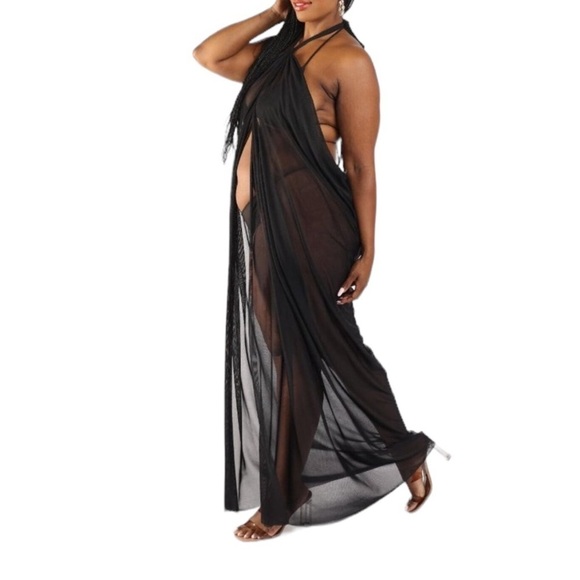Halter Front Slit Beach Maxi Cover Up Swimwear
New - Picture 5 of 9